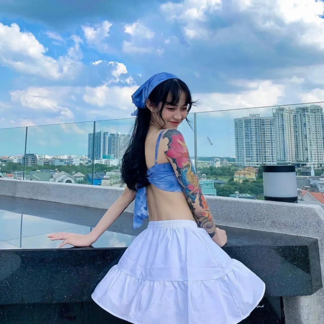 阳光下的影子